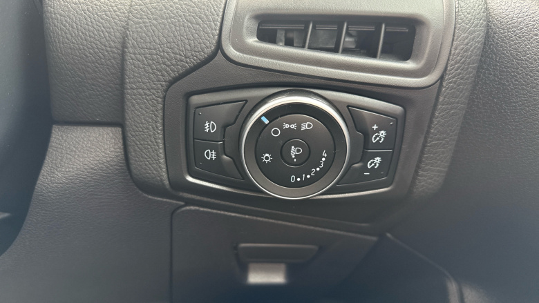 Ford Focus 1.0 EcoBoost 140 ST-Line Navigation 5dr Petrol Hatchback